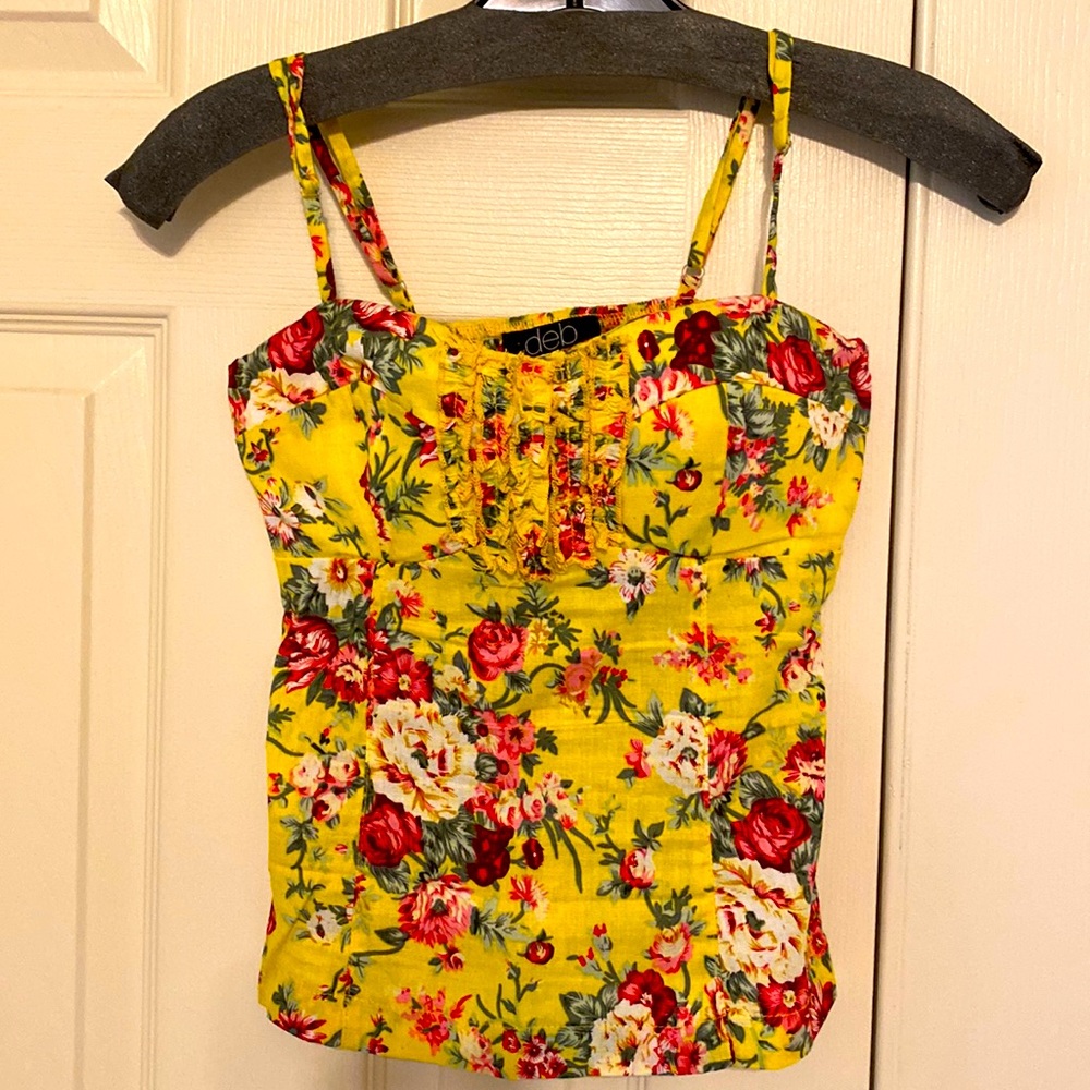Women’s XS Floral top with built in bra and adjustable straps, elastic back